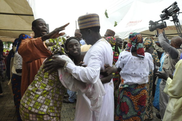 1476653508_553_21-chibok-girls-reunite-with-parents